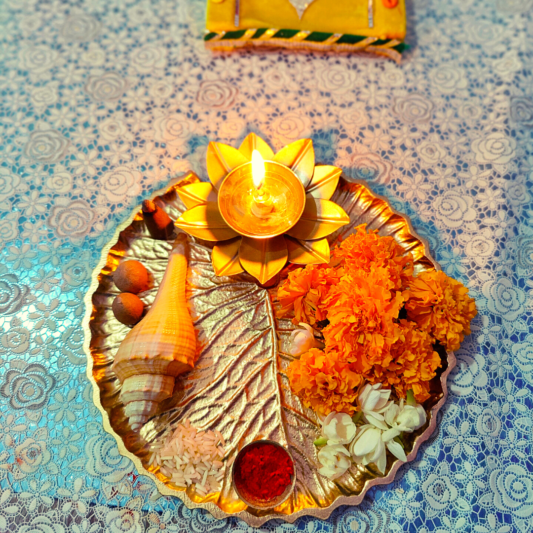 Homefrills Brass Diya with Iron Pooja Plate Diya thali Deepak Pooja Plate (Size-7.5 inch/Colour-Golden)